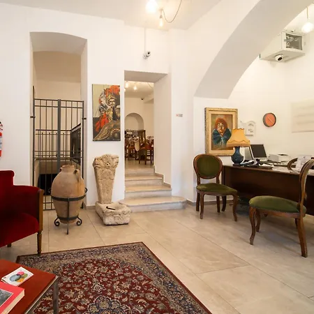 Nerello And Πανσιόν