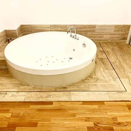 Nerello And 4* カターニア